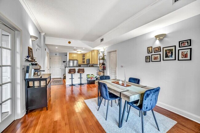 Photo - 4315 PARK Ave Unit 3H