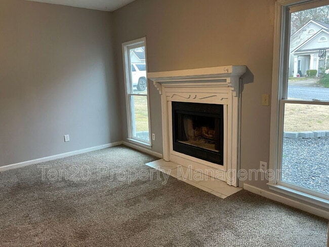 Photo - 326 Hardaway Ct