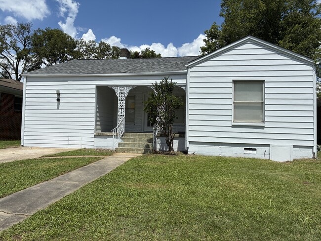 Building Photo - 1148 24th Ave N