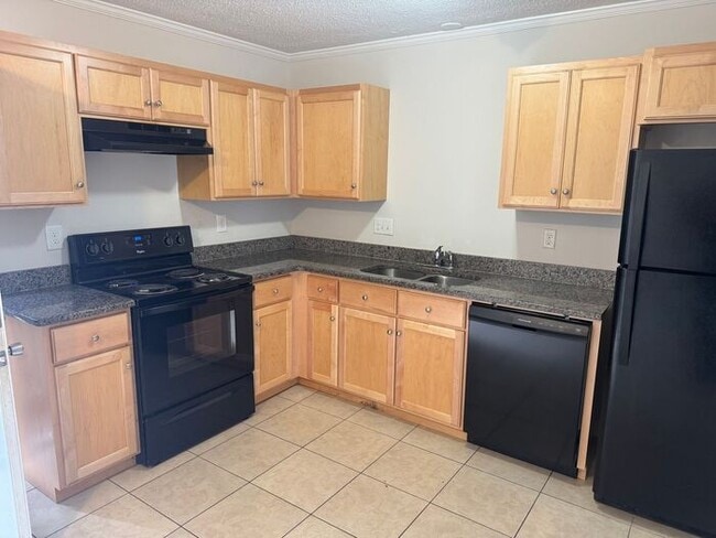 Photo - Convenient location in Concord near the hospital