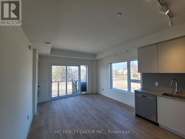 Photo - 16 Melbourne Ave