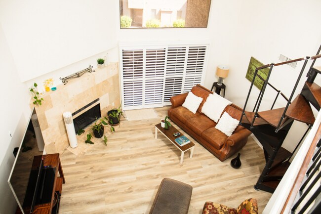 Photo - 7950 E Starlight Way Unidad 245