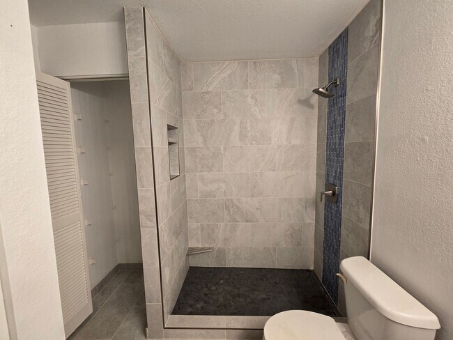 Photo - 68-3890-3890 Lua Kula St Unit 2607