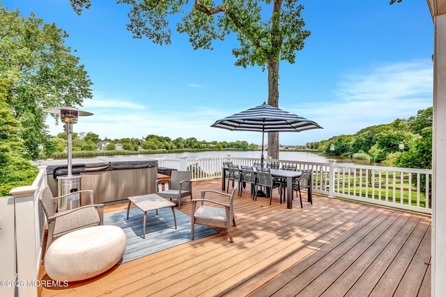 Photo - 637 Beacon Blvd