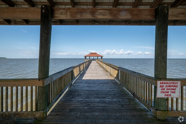 Building Photo - Grandview Pointe Rental