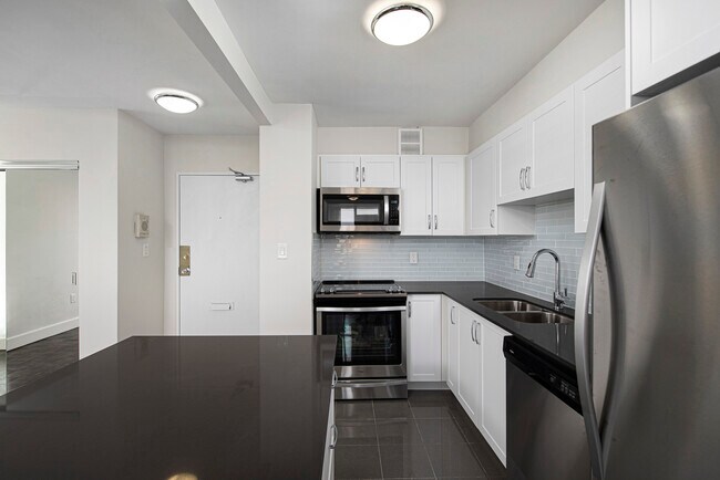 Photo - Forest Manor