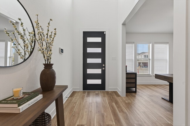 Photo - 3768 Wenatche Dr