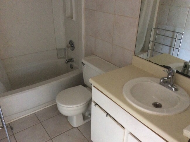 Photo - 12905 Woodforest Blvd Unit 507