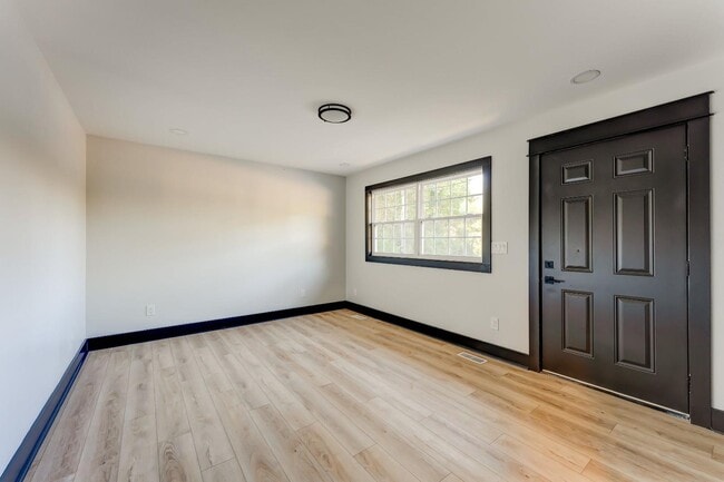 Photo - 2436 Belvedere Ave