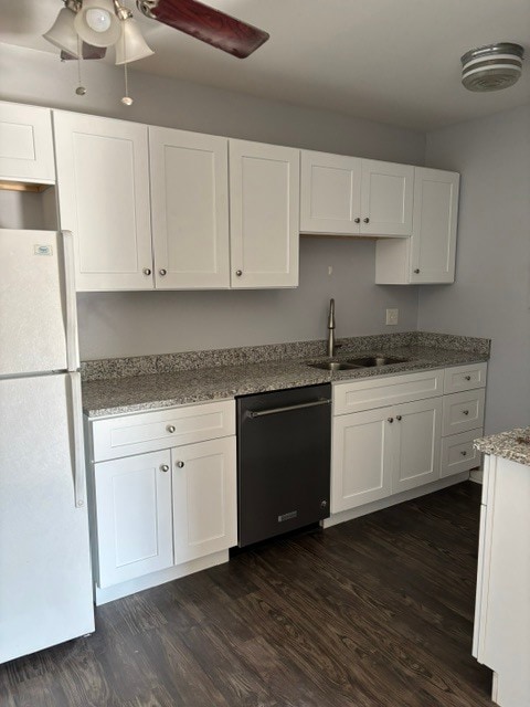 Kitchen - 2601 Hillsboro Pike Unit E-15