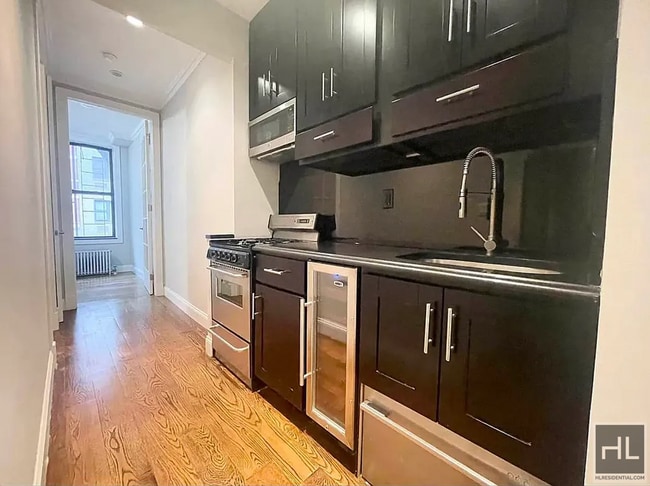 Building Photo - East 23rd Street Unit 11