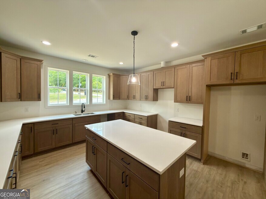 294 Moreland Ave