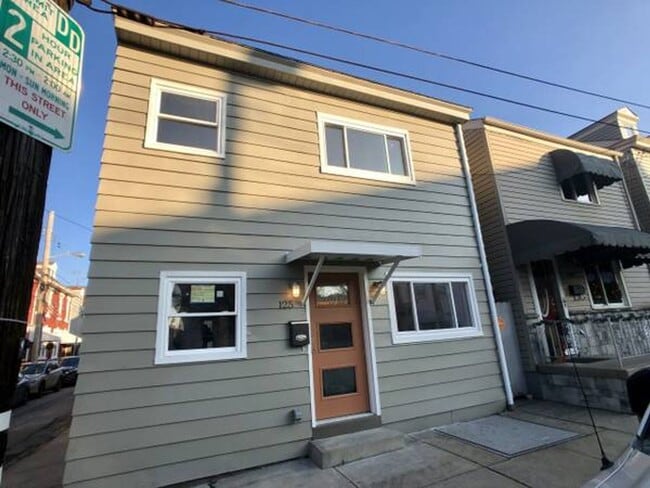 Photo - 125 S 19th St