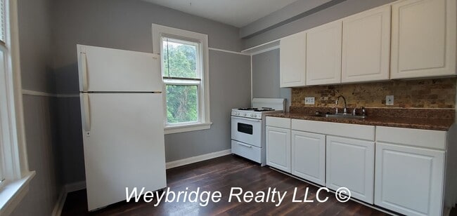 Photo - Spacious 3+ Bedroom Home in East Price Hill – Finished Basement & Large Backyard!