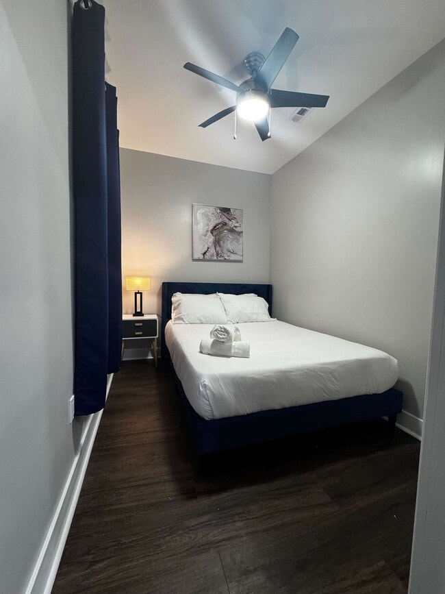 Photo - 126 Bainbridge St Unit ID1472406P