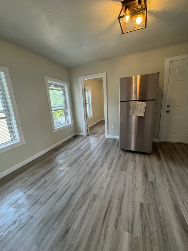 64 New Bridge St Unit 2
