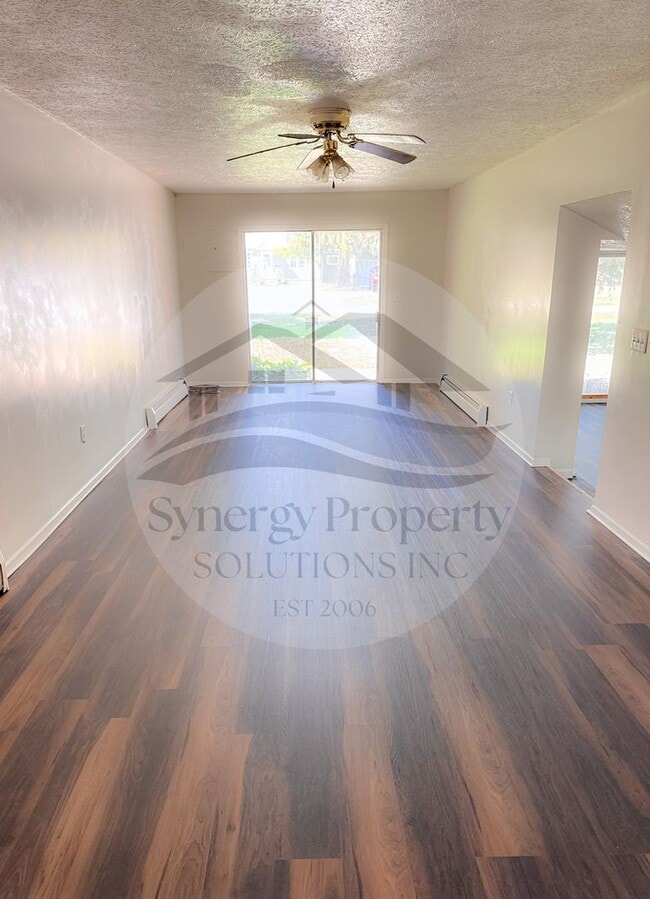 Photo - Unity Dr 810-812 Unit 812