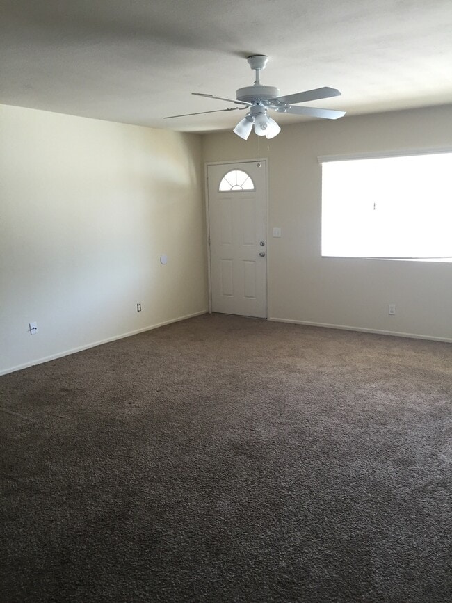Photo - 3 BEDROOM HESPERIA HOME! GREAT LOCATION! SPACIOUS LOT!