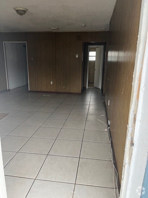 Building Photo - 2370 NW 80th St Rental