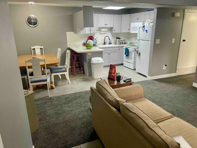 Photo - 1303 Riverside Ave Unit Apt 25