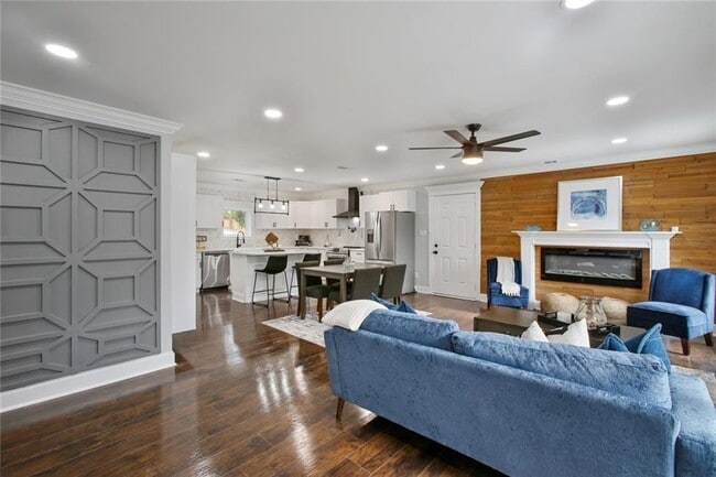 Photo - 3499 Fairlane Dr NW