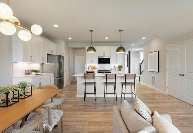 4880 Avery Ct