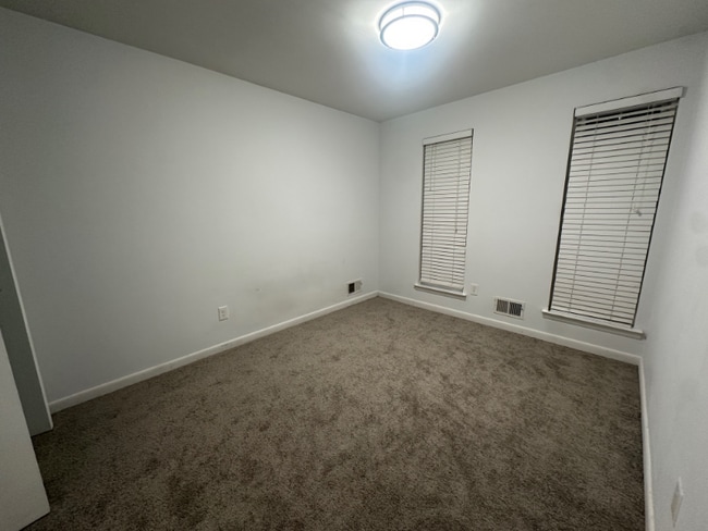 Building Photo - 8xxx Barrett Rd