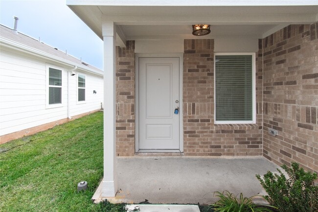 Photo - 31432 Moore Rd