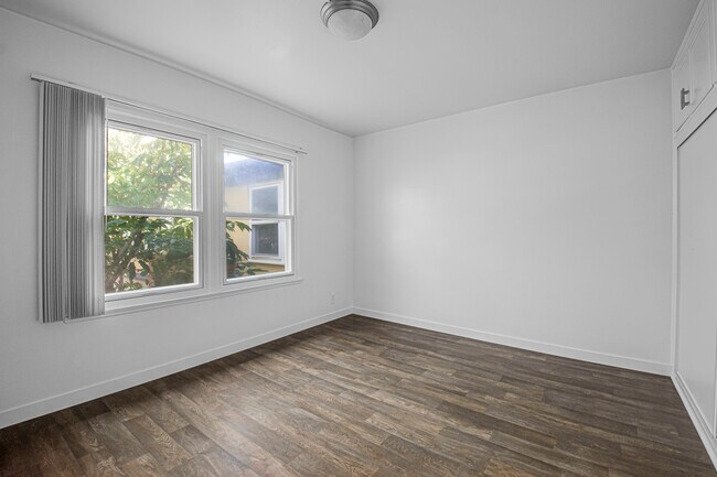 Photo - 5871.5 W 88th St Unit 5871.5