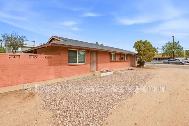 Photo - 2245 W Glenrosa Ave