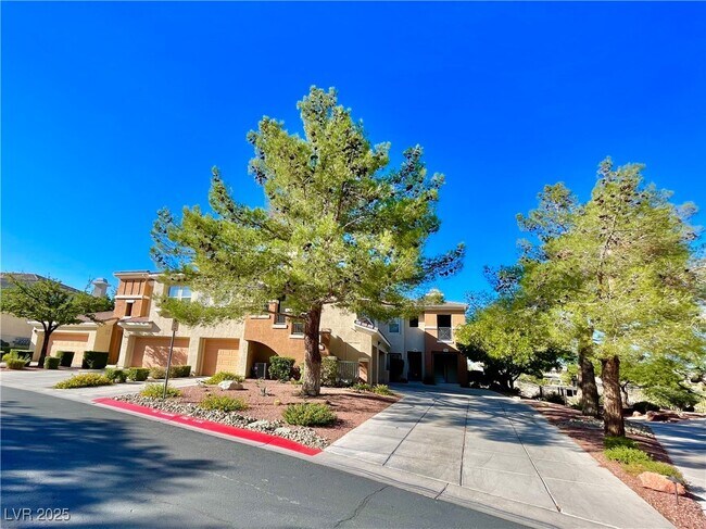 Photo - 10820 Amber Ridge Dr Unit 102