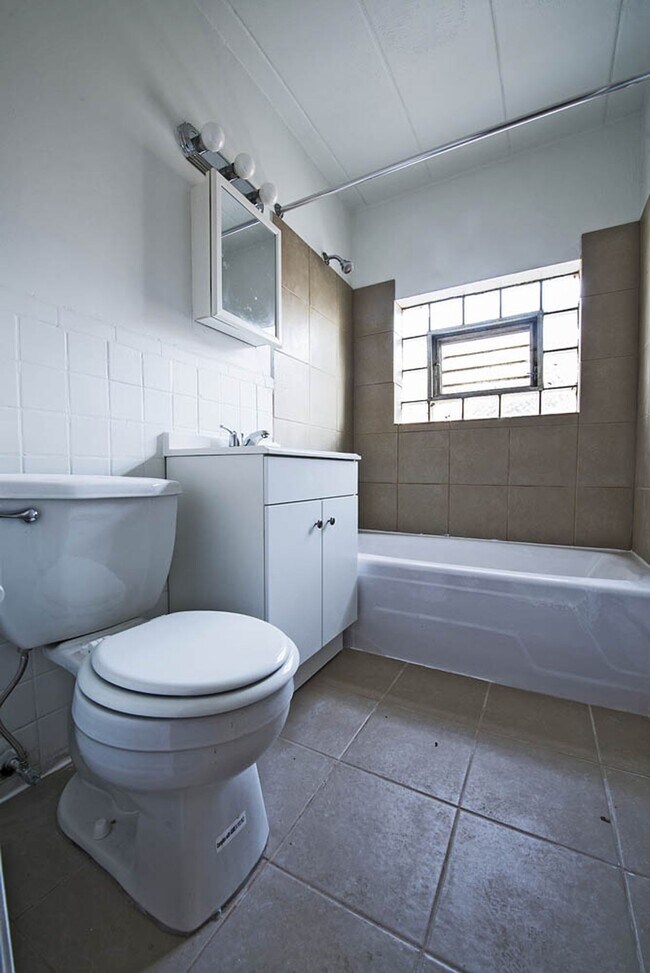 Photo - 12507 S Ashland Ave Calumet Park, IL 60827