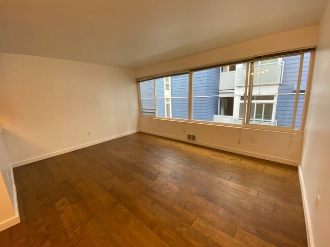 Bellevue Manor Apartements