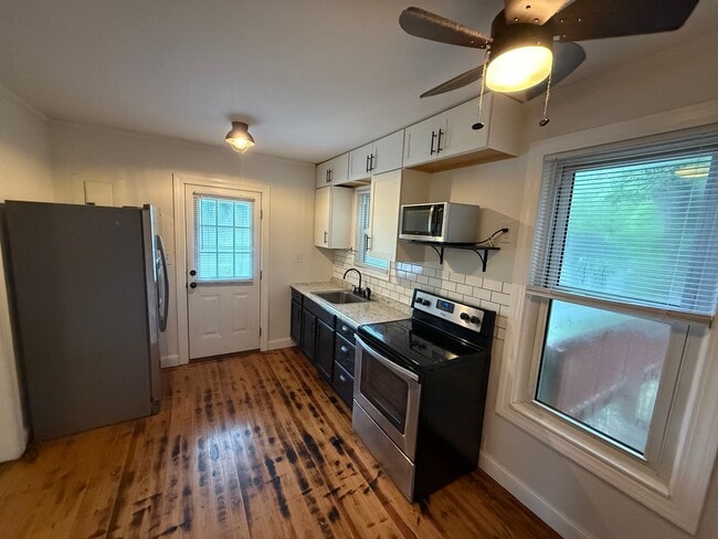 Photo - 417 S 8th St