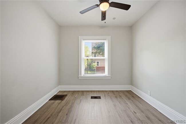 Photo - 80 Anderson Pl