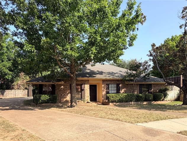 Building Photo - 929 Pleasant Valley Cir