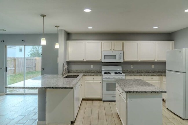 Photo - 7231 Enchanted Creek Dr