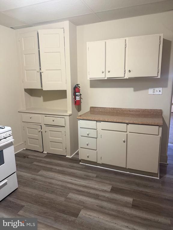 Photo - 412 E Oak St