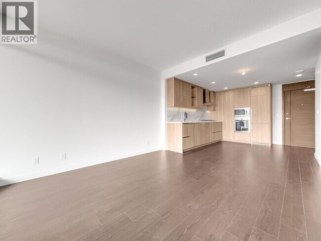4890 Lougheed Hwy Unit 16xx