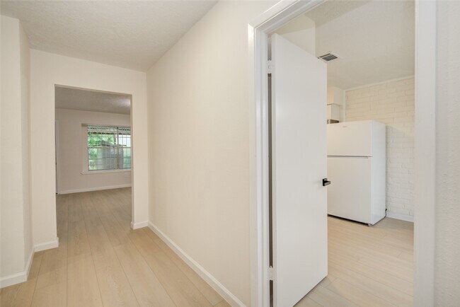Photo - 12803 High Star Dr Unidad True