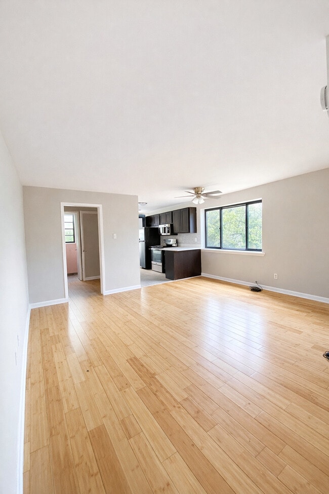 Photo - Fieldbrook Apartments