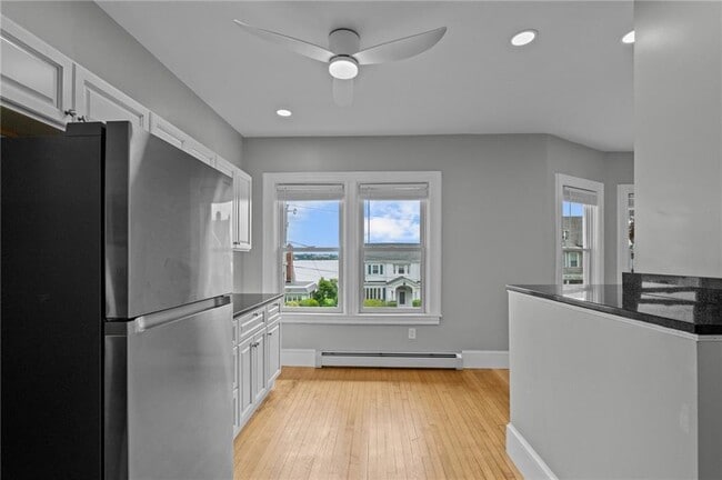 Photo - 17 Selkirk Rd Unit 2