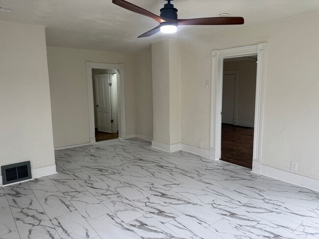 Photo - 2522 Olive St Unidad 2522 1/2 Olive St. St. Joseph, MO 64507