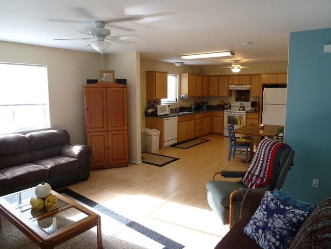 Photo - 513 N Jefferson St Unit 101