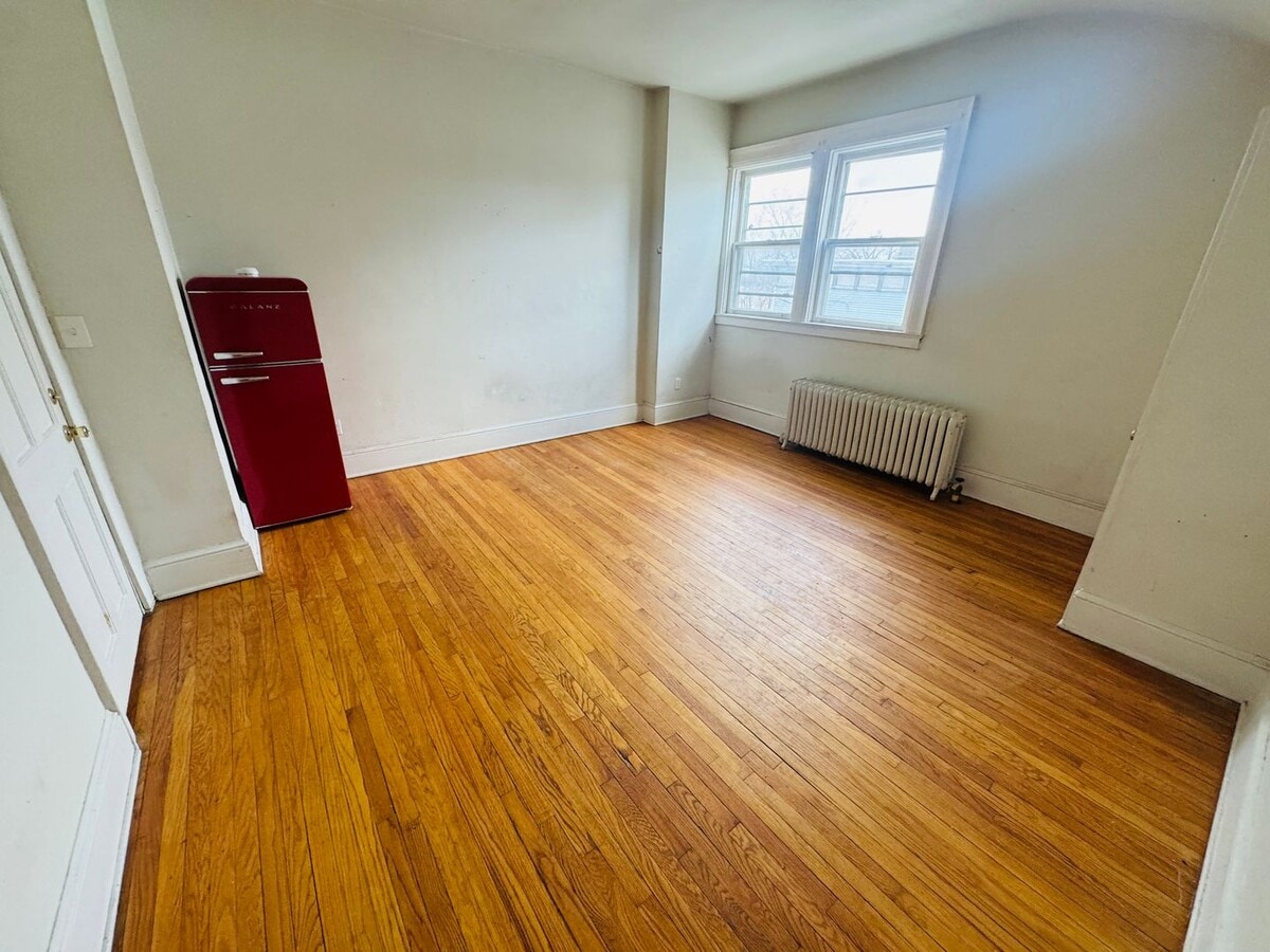 Photo - 166 2nd Ave Unit Apt 11