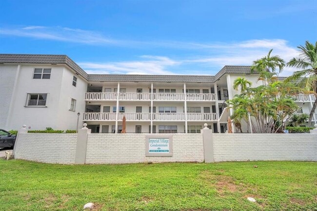 Photo - 6200 NE 22nd Way Unit 206