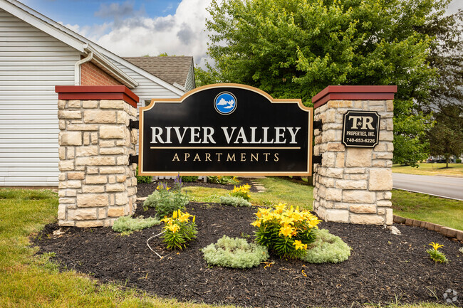 Building Photo - River Valley Rental