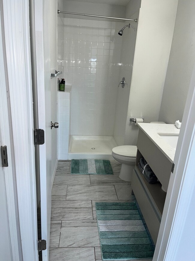 Photo - 751 Isaacville Dr Unidad 103