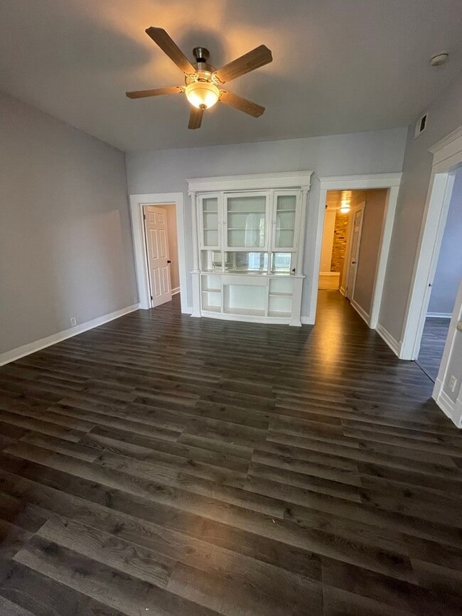 Photo - 3327 W Evergreen Ave Unit 2