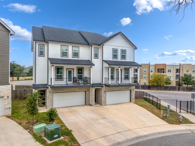 Photo - 21543 Sir Walter Ln